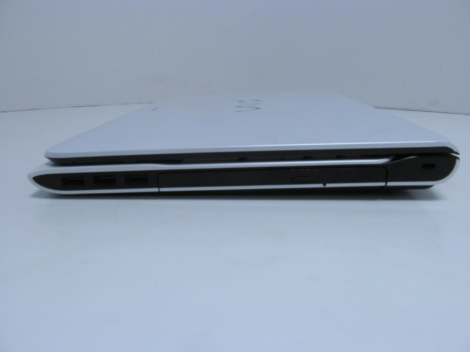 Ноутбук Sony Vaio SVE151J11V - Pic n 247022