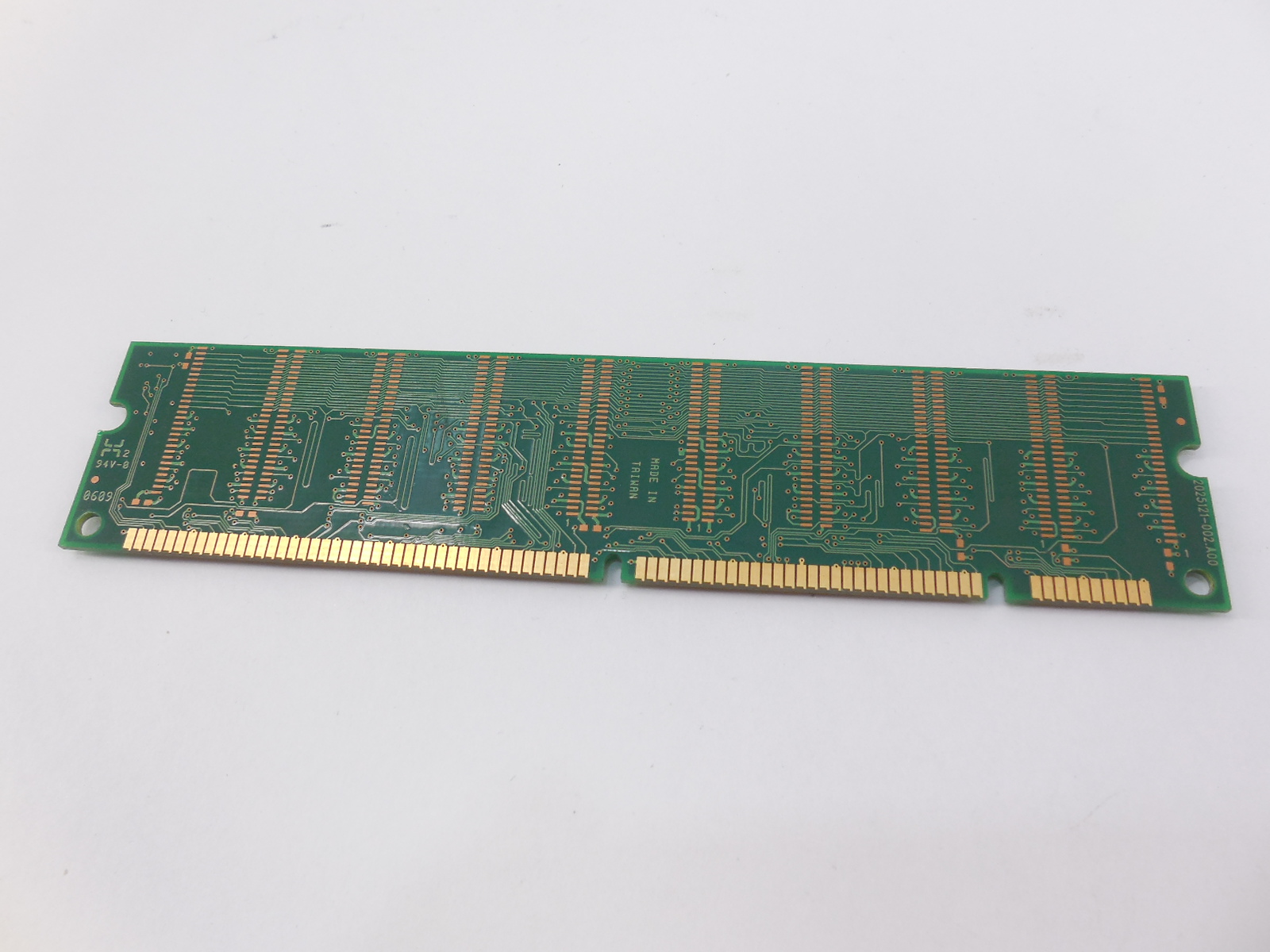 Модуль памяти sdram. Pc133 SDRAM 256mb. Новодел модули памяти pc133. Memory Power 256 pc133. Новодел модули памяти SDRAM Orange PCB.