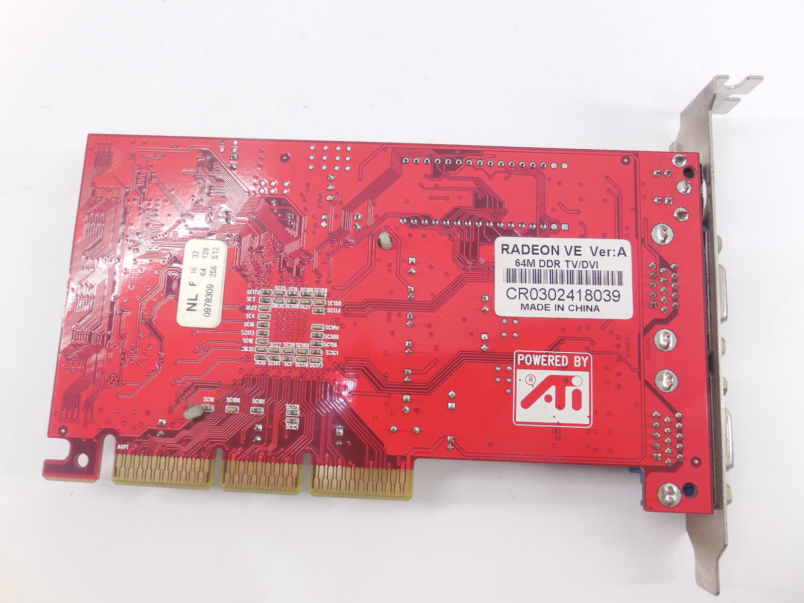 Видеокарта AGP ATI Radeon 7000, 64mb - Pic n 260154