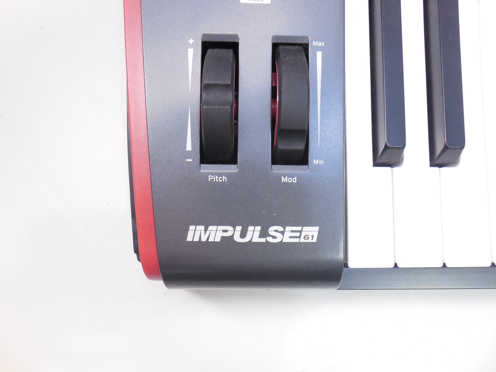 Миди клавиатура рипер. Novation Impulse 61. Midi клавиатура Novation.