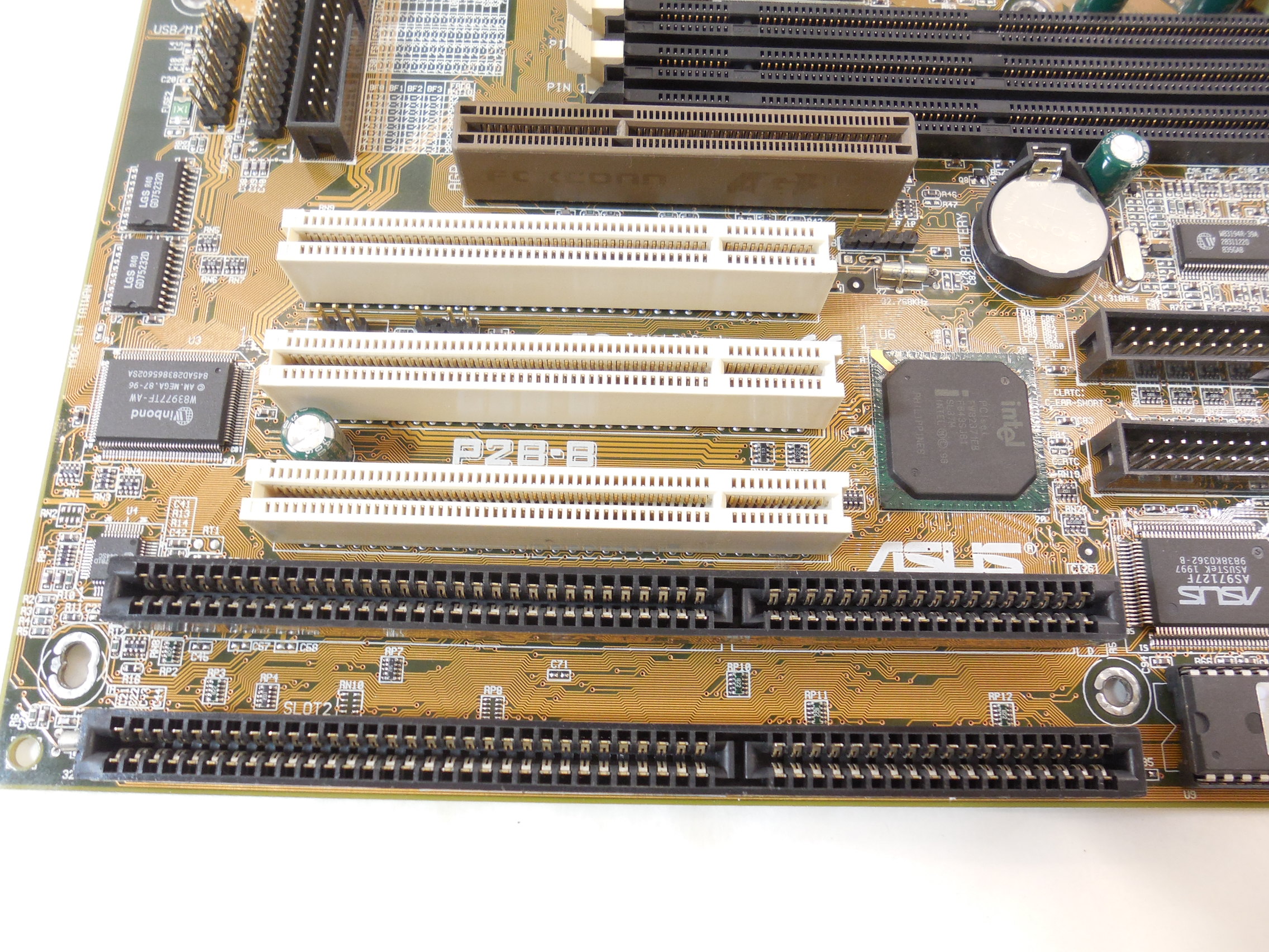 Материнская плата ASUS P2b-b /Slot 1 - Pic n 270535