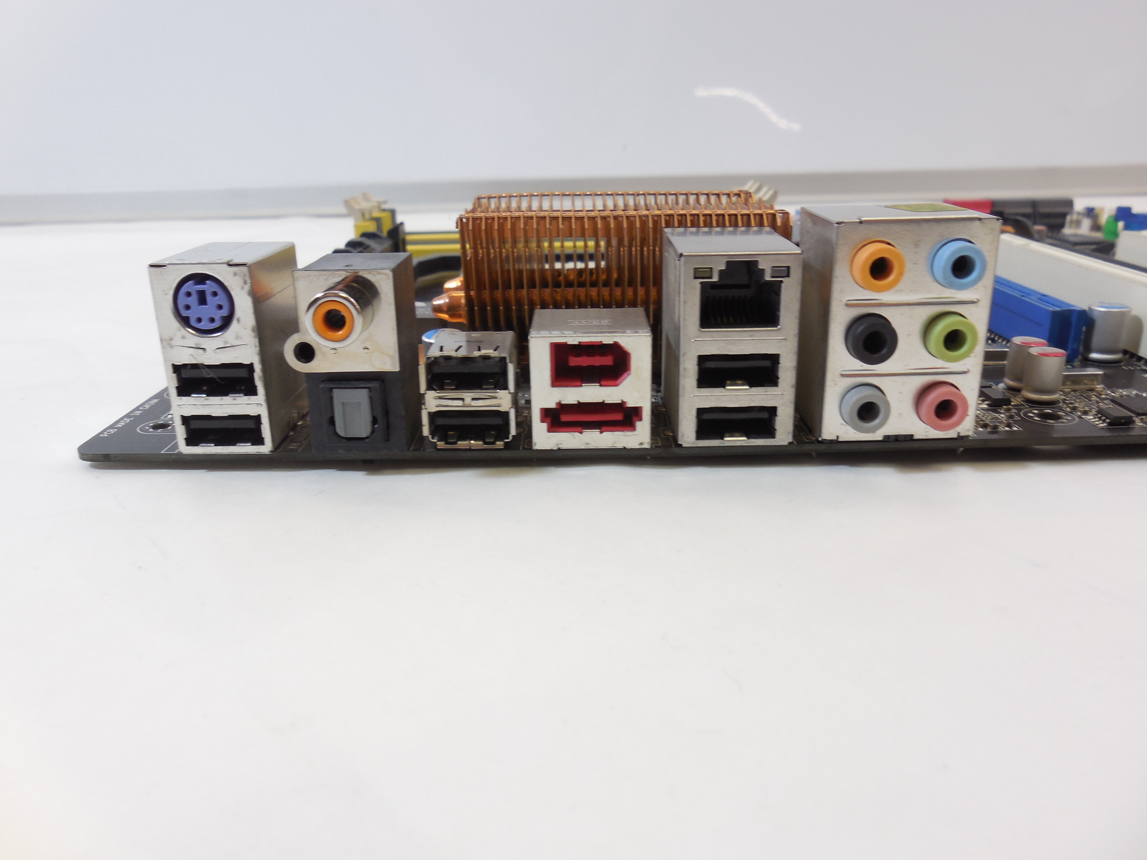 Материнская плата Asus M3A32-MVP Deluxe - Pic n 270848