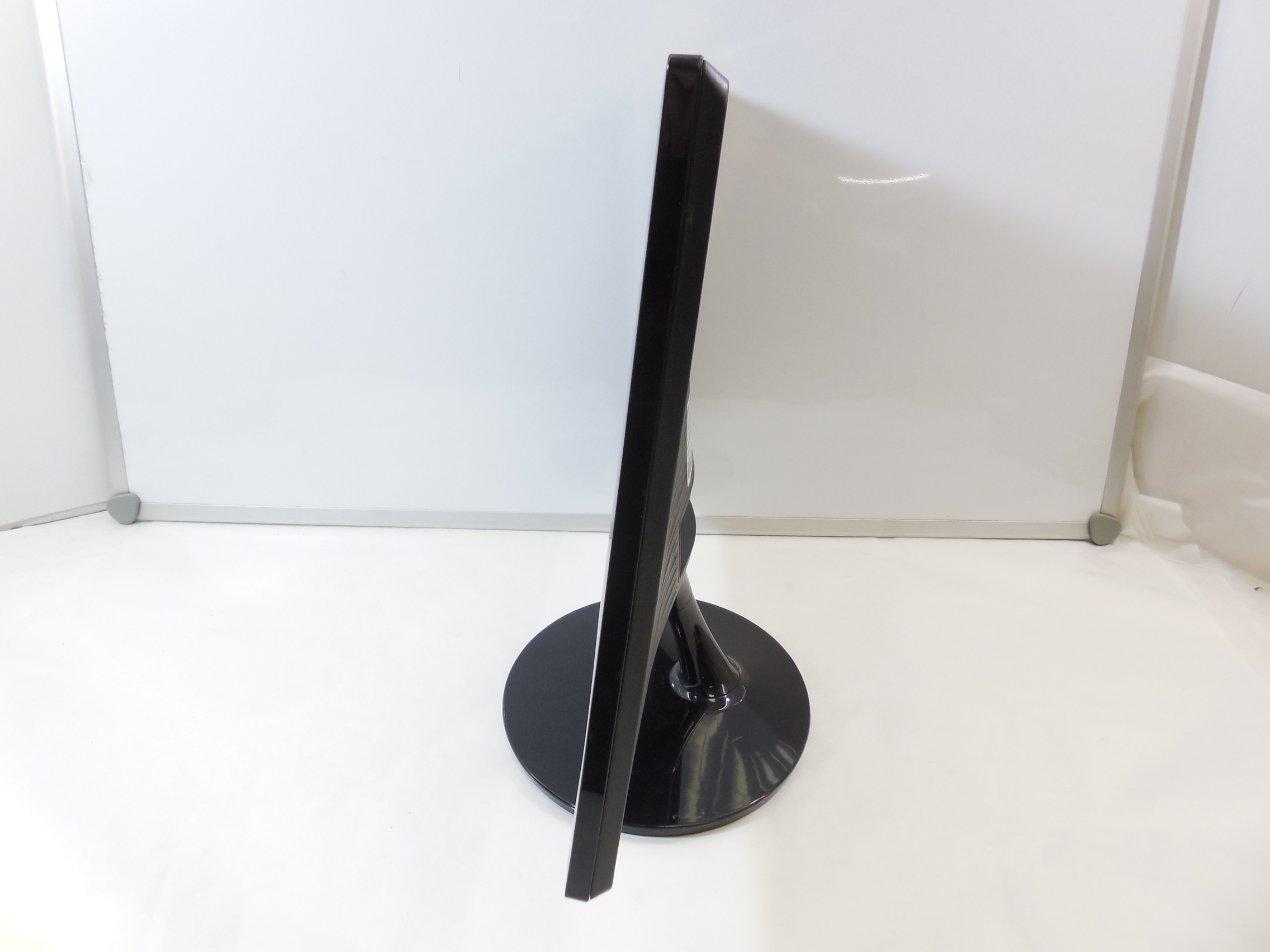 Монитор TFT 21. 5" Samsung SyncMaster S22A300 - Pic n 273655