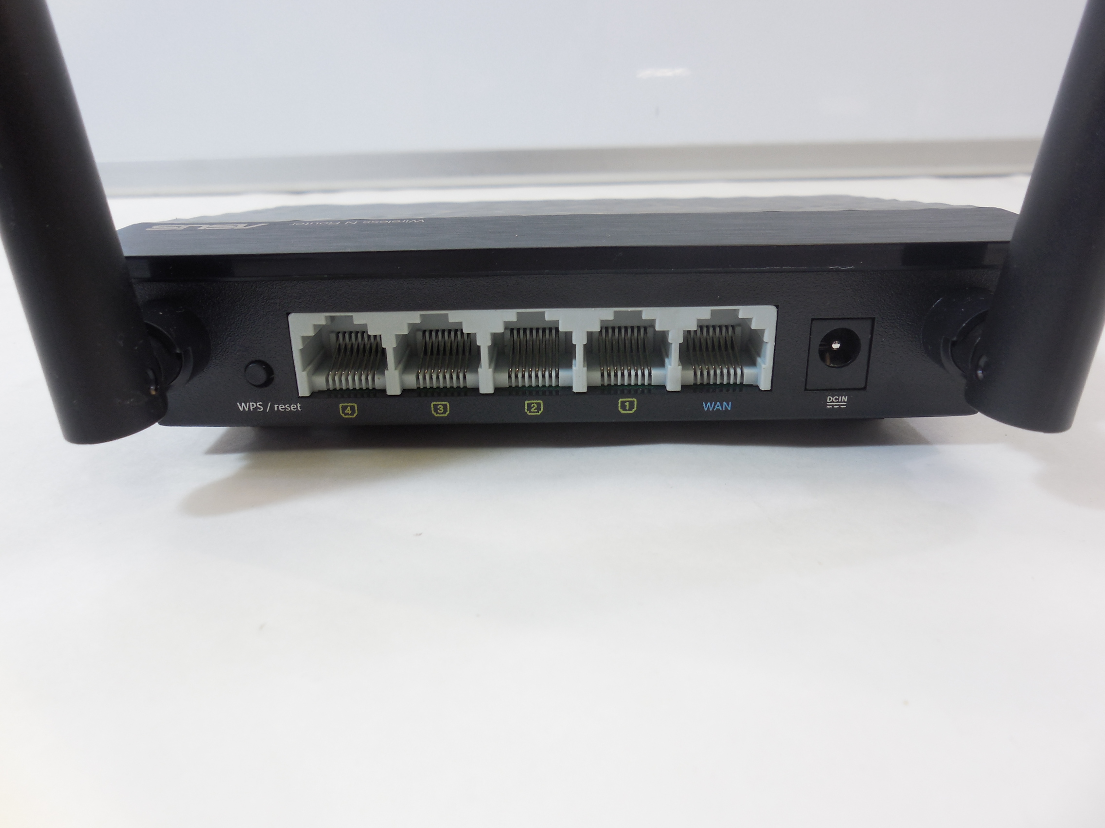 Wi-Fi роутер Asus RT-N11P - Pic n 274270