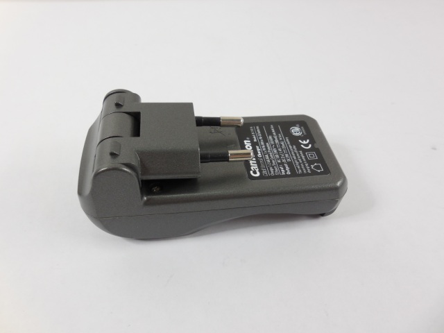 Зарядное устройство Camelion BC-1001A