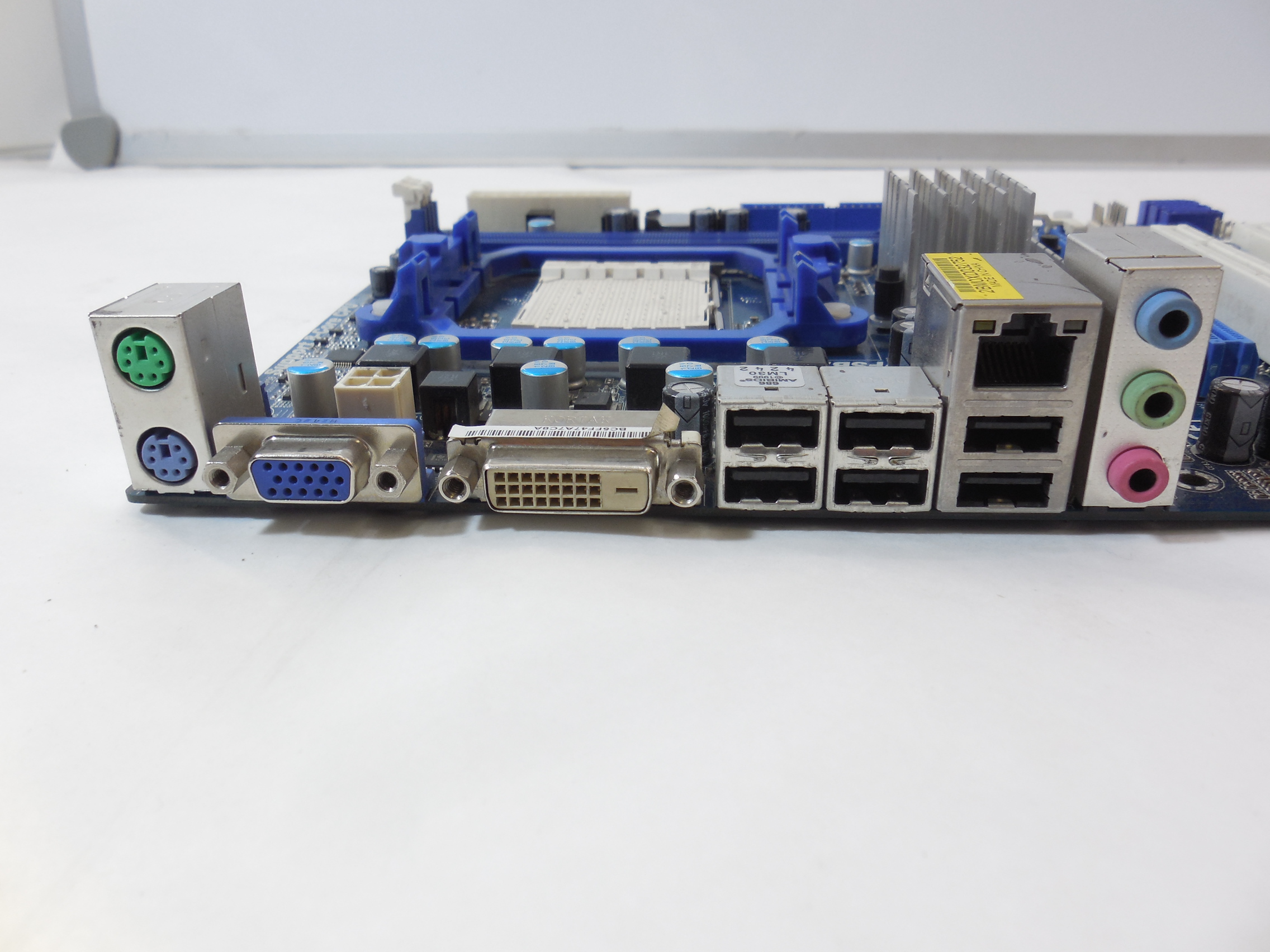 Материнская плата Asrock 880GM-LE FX - Pic n 277561