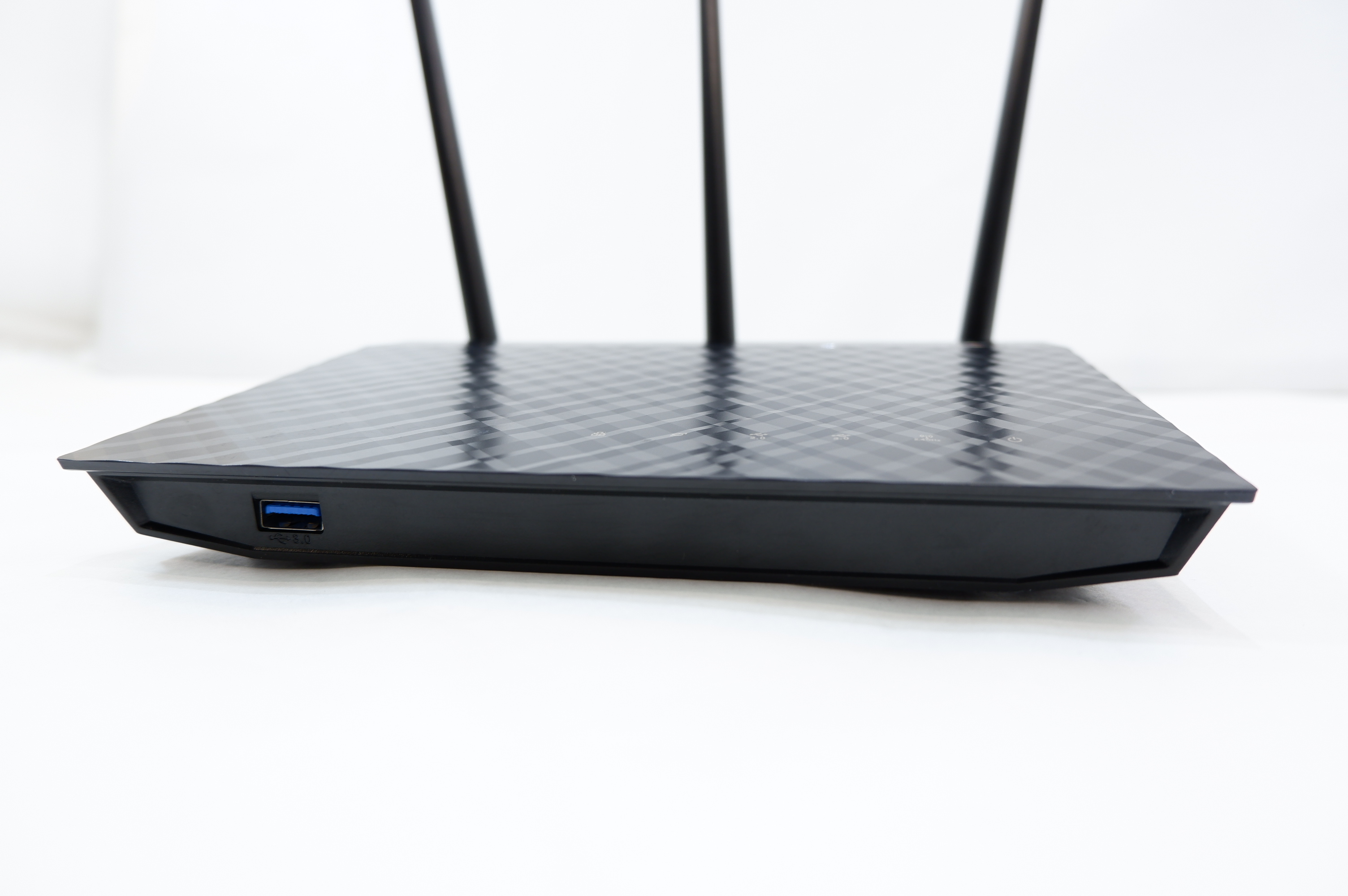 Роутер rt n18u. Роутер rt n18u. 600 мбит. Asus rt-n12+ wi-fi router (90ig01n0-bm3010). Asus rt n18u wps.