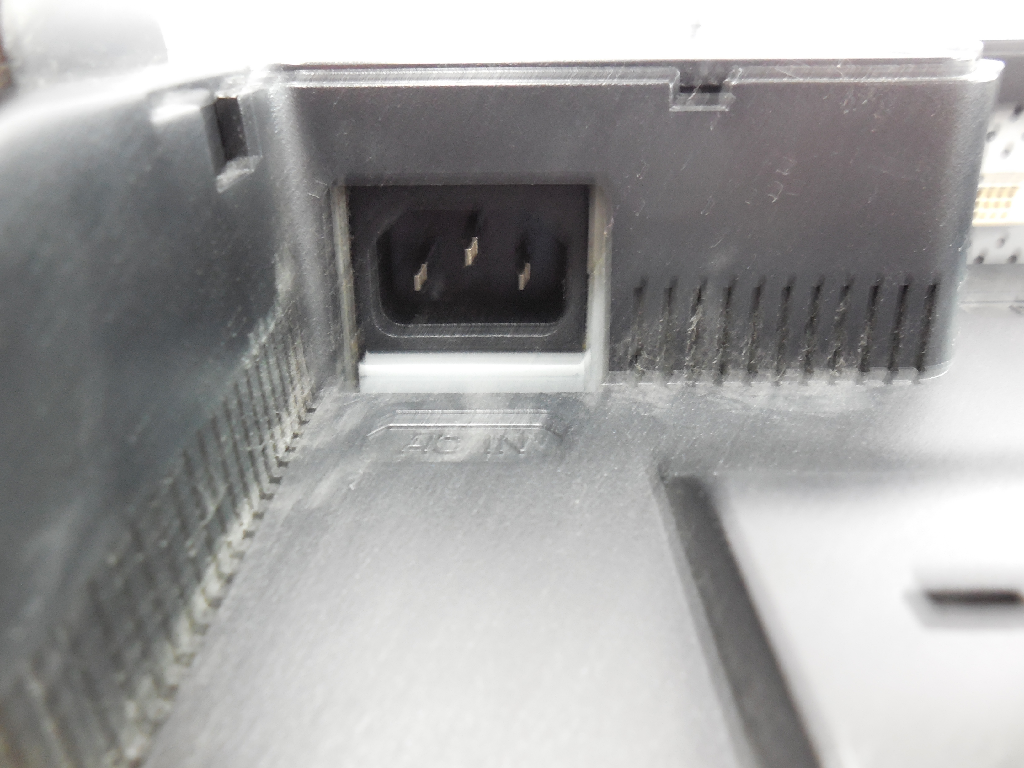 ЖК-Телевизор Sony MFM-HT95 + ПДУ - Pic n 130418