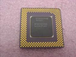 Процессор Socket 7 Intel Pentium MMX 166MHz /FSB 66 /SL23X /2.8V /C кулером