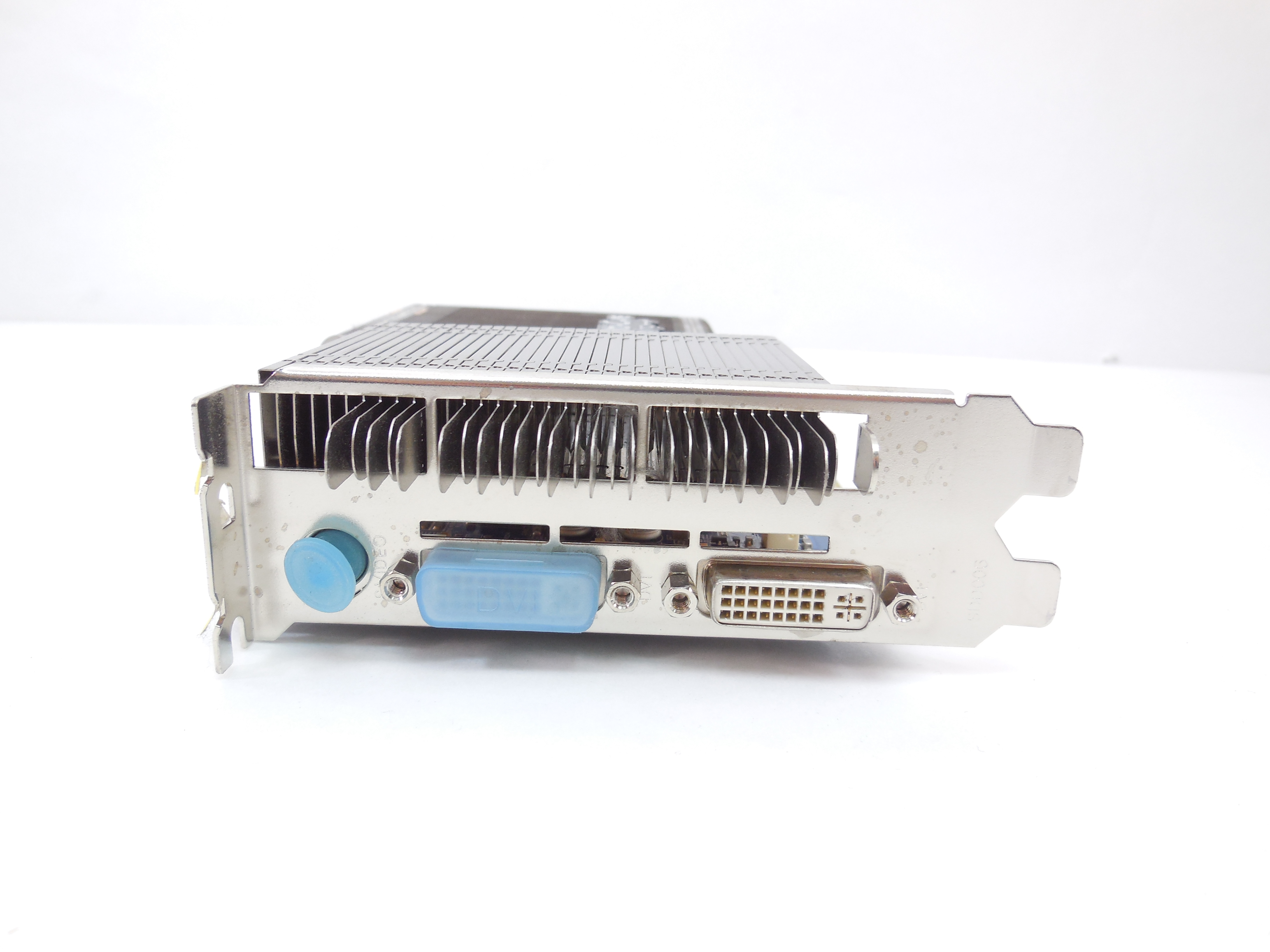 Видеокарта GIGABYTE GeForce 9600 GT 512Mb - Pic n 290595