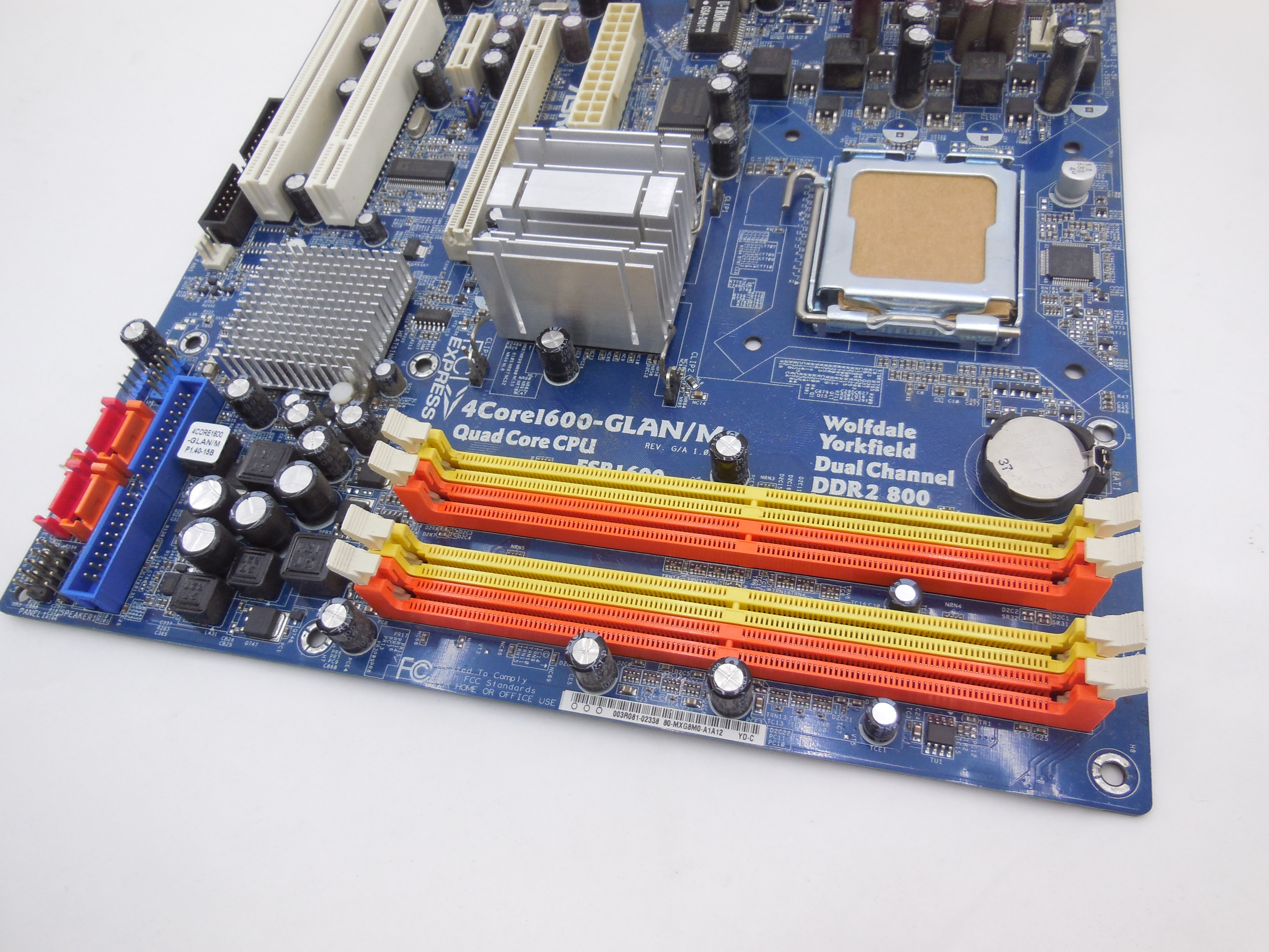 4 core. ASROCK 4core1600-Glan/m. ASROCK 775 Socket. Сокет 775 материнская плата ASROCK. Core1600-Glan/m.