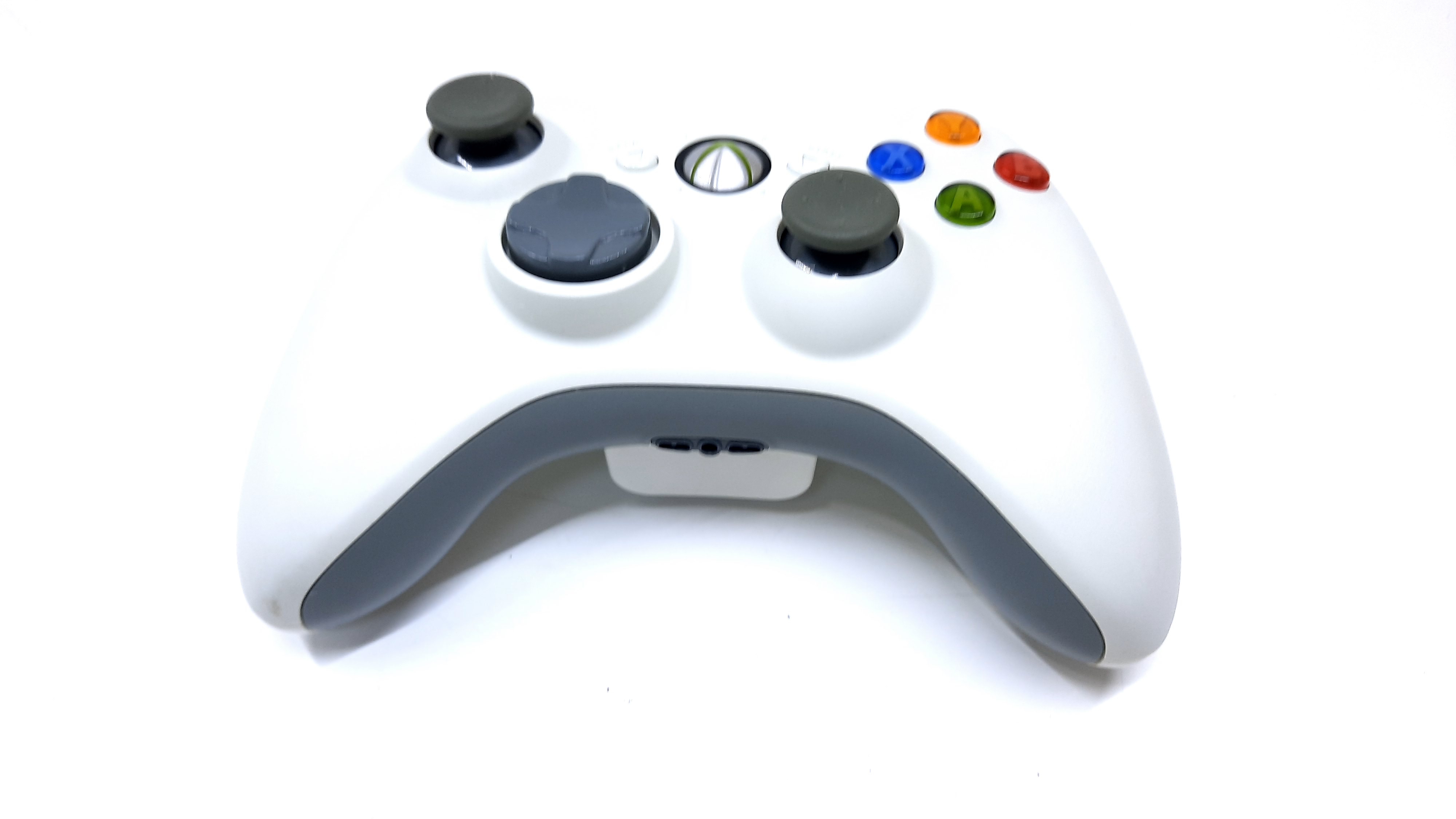 Крестовина геймпада. Геймпад Microsoft Xbox 360 Wireless Controller Arctic. Microsoft Xbox 2nd Gamepad. Xbox геймпад крестовина. Схема геймпада Xbox 360 проводной.