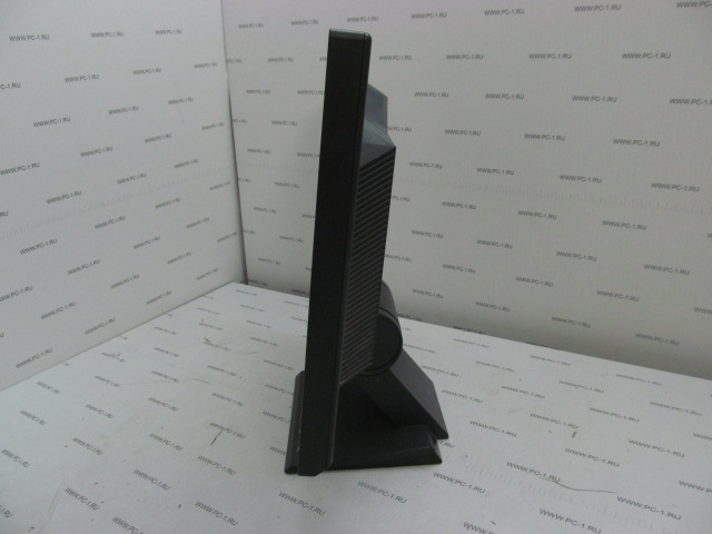 Монитор TFT 19" Lenovo ThinkVision L191 (6135-AG2) /1280x1024, 300 кд/м2, 700:1, 8 мс, 170°/160° /VGA