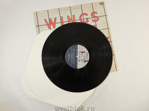 Грампластинка Wings — Wings at the Speed of Sound - Pic n 68411