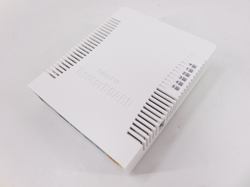 WiFi-роутер MikroTik RB951Ui-2HnD - Pic n 262679