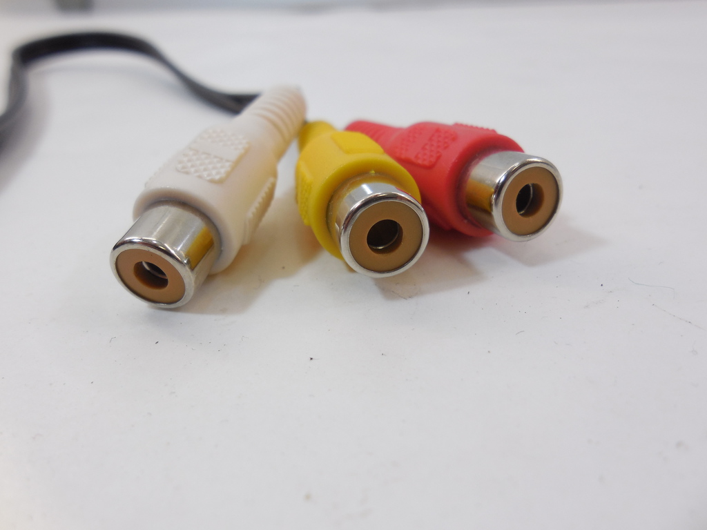 Композитный AV-кабель 3x RCA на minijack 4pin - Pic n 274761