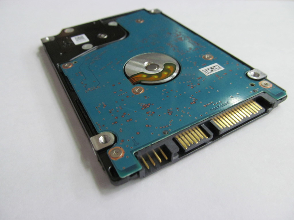 Жесткий диск 2.5 SATA 320GB Toshiba MQ01ABF050M - Pic n 276089