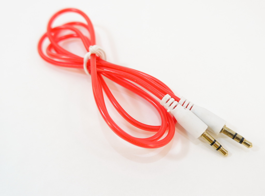 Аудио кабель штекер-штекер 3.5 мм 1 метр - Pic n 281004