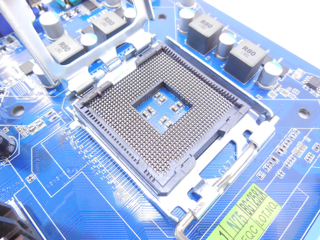 Материнская плата Gigabyte GA-G41MT-S2P - Pic n 287143