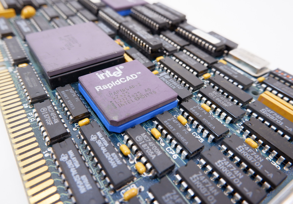 Инженерный процессор Intel RapidCAD-2 SZ625 - Pic n 288612