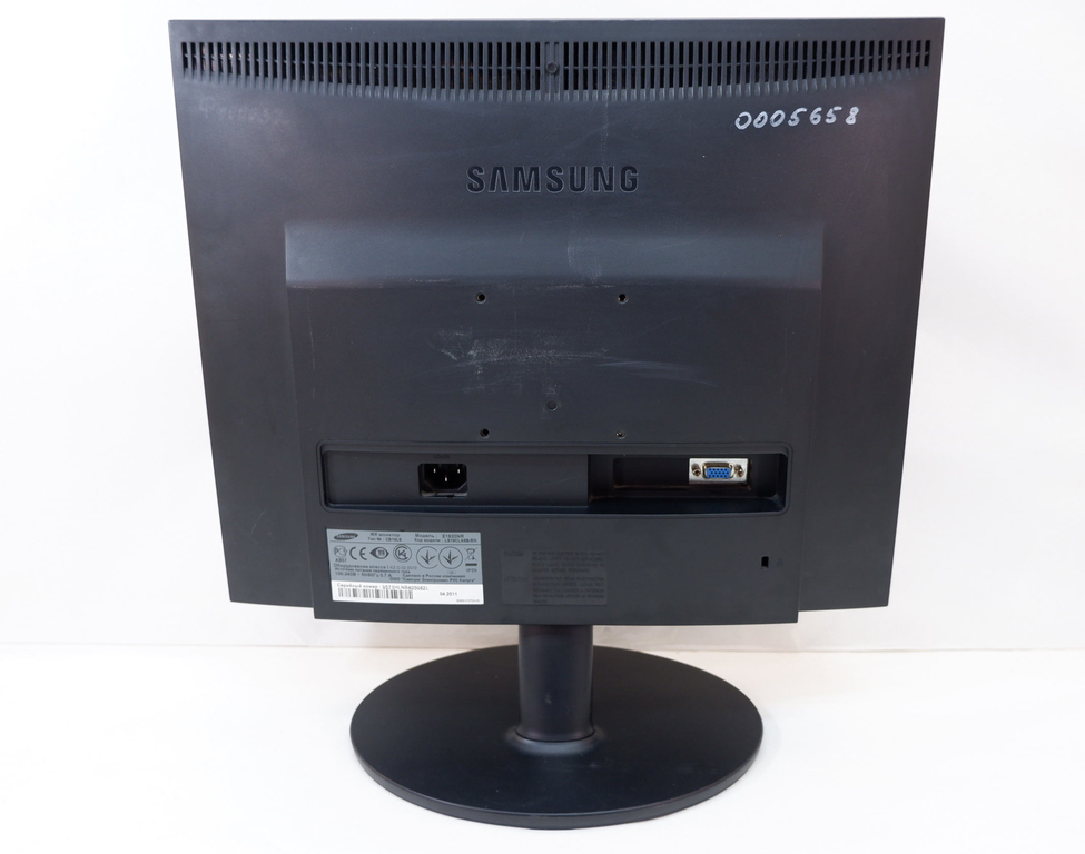 ЖК-монитор 19" Samsung SyncMaster E1920NR - Pic n 291233