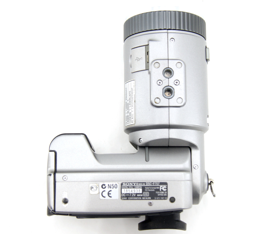 Фотокамера Sony Cyber-shot DSC-F707 - Pic n 293009