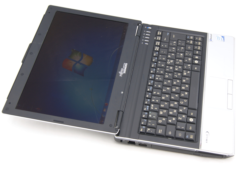 Ноутбук Fujitsu Siemens Amilo Si 1520 - Pic n 293178