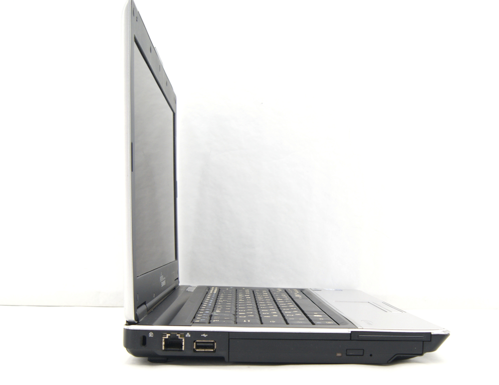 Ноутбук Fujitsu Siemens Amilo Si 1520 - Pic n 293178