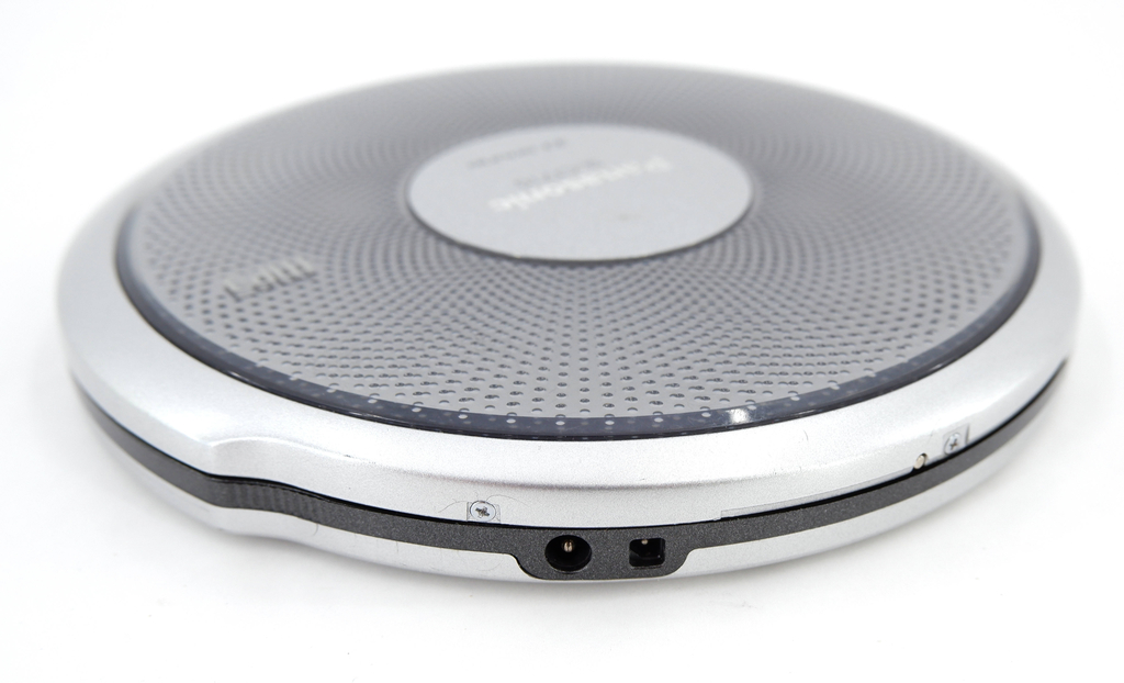 Портативный CD-плеер Panasonic SL-CT710