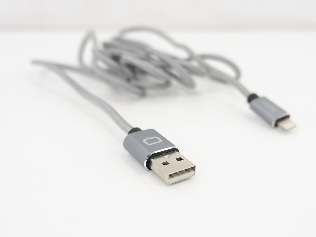 Кабель Qumo MFI С48 USB-Apple 8 pin 5В 2,4A 12Вт - Pic n 299450