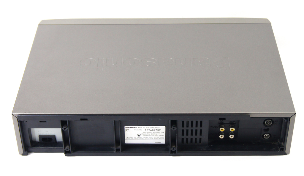 Видеомагнитофон VHS Panasonic NV-SD235 - Pic n 302206