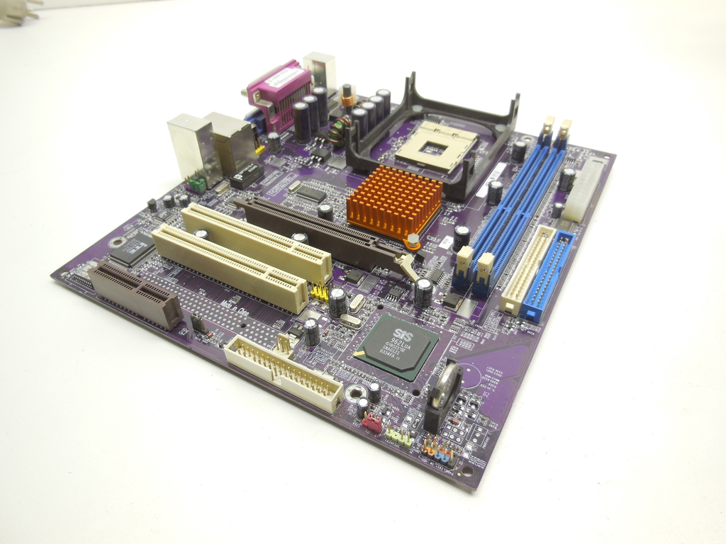 Материнская плата Socket 478 ECS 651C-M Rev. 1.0A (15-H14-011015) Без рамки задних портов! - Pic n 309853