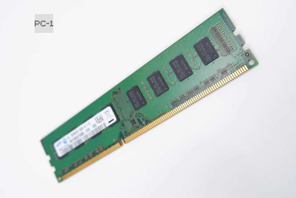 Оперативная память DDR3 2Gb Samsung PC3-10600 1333MHz m378b5773dh0-ch9 / m378b5673fh0-ch9 Тайминги: 9-9-9 1,5В. 240 контактов - Pic n 258057