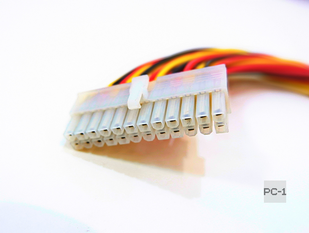 25см Удлинитель кабеля питания от блока питания ATX до материнской платы 24-pin Male to Female. Длины хватит, чтобы аккуратно уложить кабель.  - Pic n 125126