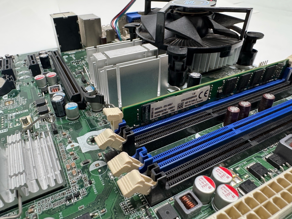Базовый комплект Socket 775 (материнская плата + CPU + RAM) — рабочий - Pic n 311231