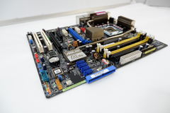 Материнская плата Asus P5N32-SLI SE Deluxe - Pic n 280621