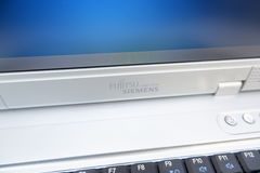 Ноутбук Fujitsu-Siemens AMILO L7300 - Pic n 281903