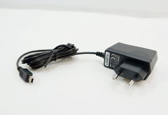 Универсальный USB Блок питания Huawei HS-050040E1 DC 5V 400mA