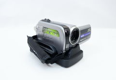 Видеокамера JVC GZ-MG145 с док станцией - Pic n 291353