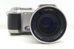 Фотокамера Sony Cyber-shot DSC-F707 - Pic n 293009