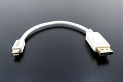 Видео адаптер mini DisplayPort на DisplayPort 