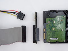 для подключения SATA устройств к IDE контроллеру Питание по Molex  - Pic n 96153