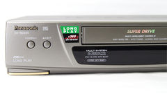 Видеомагнитофон VHS Panasonic NV-SD235 - Pic n 302206