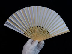 Веер ручной бамбуковый 21см. + Белые перчатки из хлопка / В Японском аниме стиле  - Pic n 308333