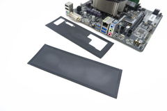 Универсальная Заглушка портов материнской платы в корпус ПК + Заглушки для слота расширения с болтами. Подходит для любых корпусов ПК. 10 предметов. - Pic n 308477